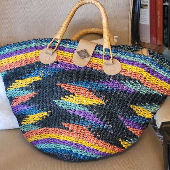 Design Etnika For East Java Xlarge Bright Colored Woven Straw Tote - Picture 3 of 10